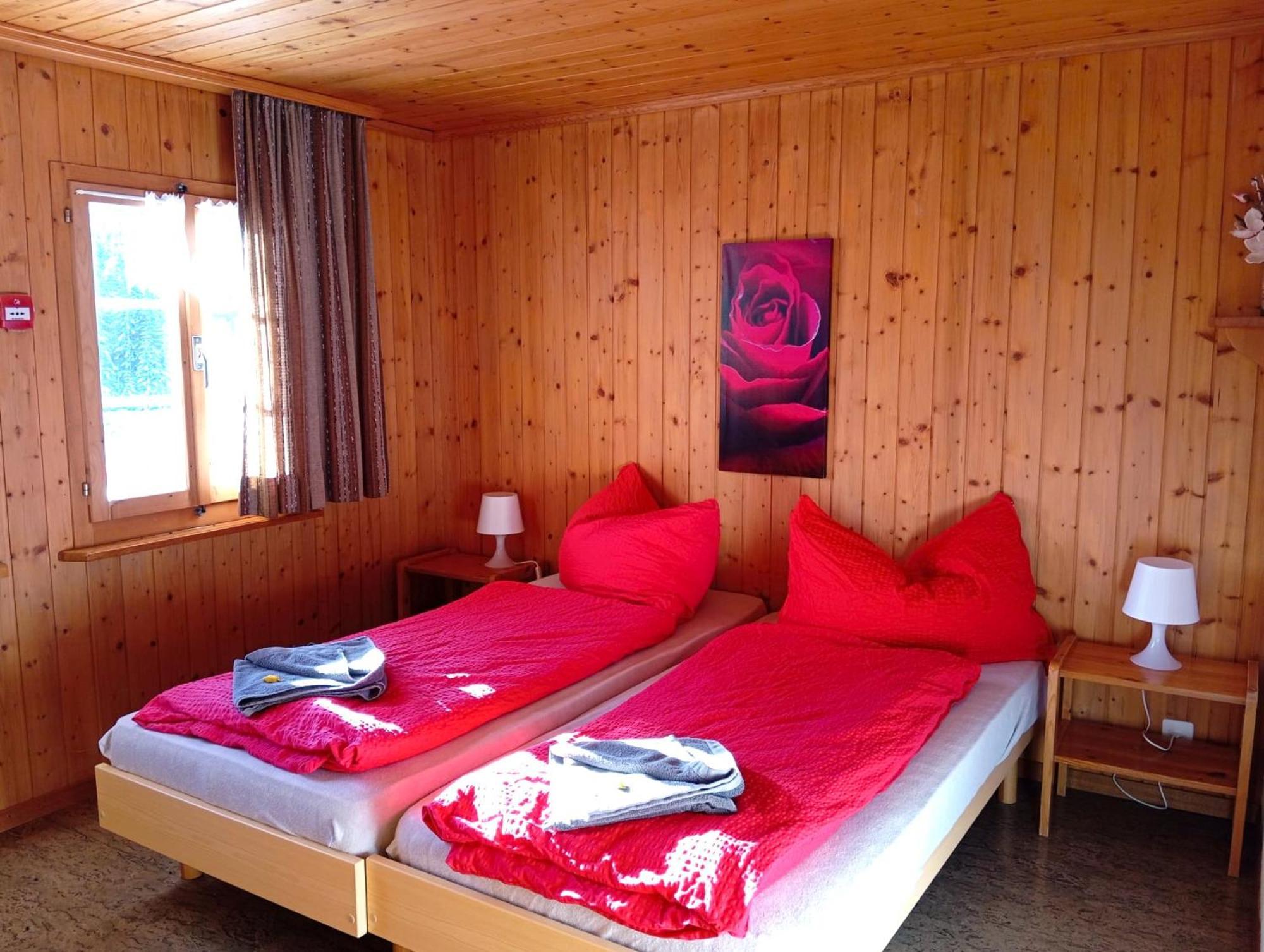 Chambre Double Doppelzimmer Camping Jaunpass Boltigen Bagian luar foto